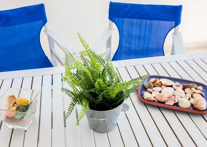 Water Lily By The Sea Ρέθυμνο